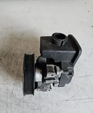 Mercedes-Benz C W203 Power steering pump A0034664101