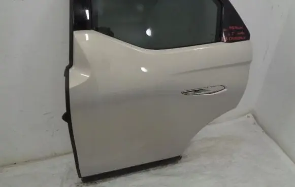 Citroen DS3 Rear door