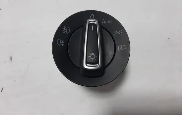 Light switch