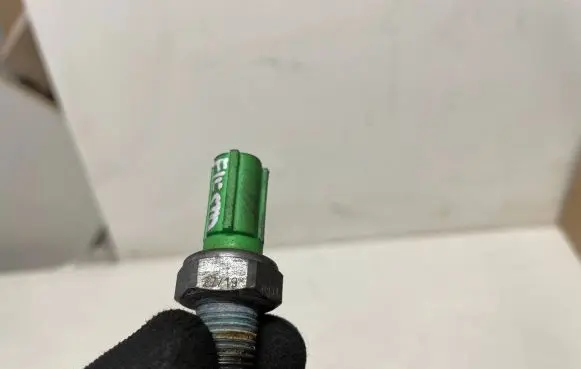 Ford Fiesta Oil pressure sensor 