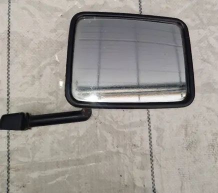 Mitsubishi Pajero Manual wing mirror E6009906