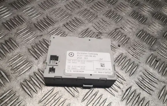 Mercedes-Benz E W211 Gateway control module 2115408445 A2115408445