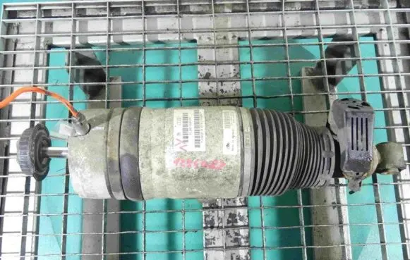Audi Q7 4L Rear shock absorber/damper 7L8616019C IMPRK1234087