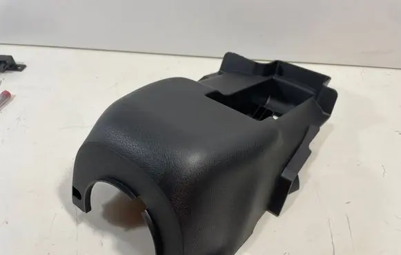 Nissan Leaf II (ZE1) Steering wheel column trim 484705sh0b