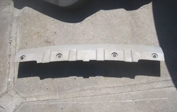 Land Rover Discovery 4 - LR4 Front bumper splitter molding EH2217K950A