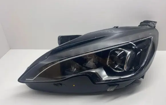 Peugeot 308 Headlight/headlamp 9677832480