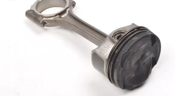 Peugeot 2008 II Piston 28RA