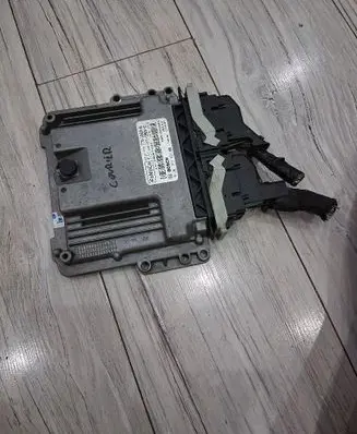 Ford Transit Courier Engine control unit/module ECU 0281033283