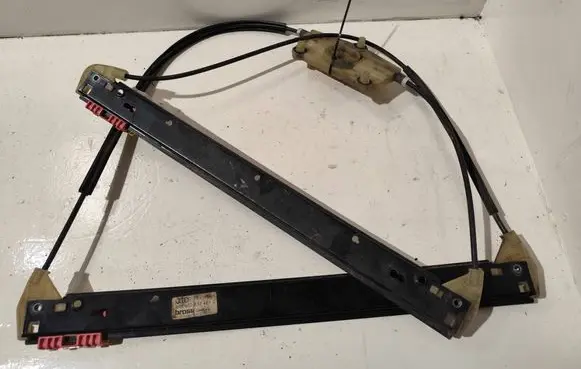 Front window lifting mechanism without motor