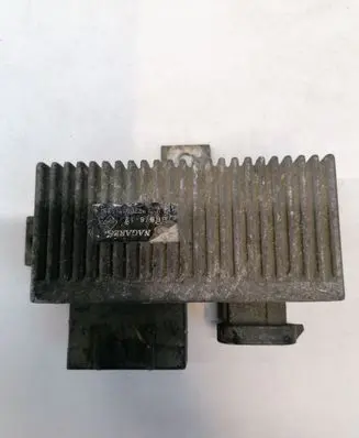 Renault Scenic I Glow plug pre-heat relay 7700111525