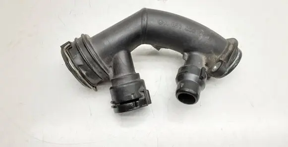 Mercedes-Benz E W212 Engine coolant pipe/hose A6512000451