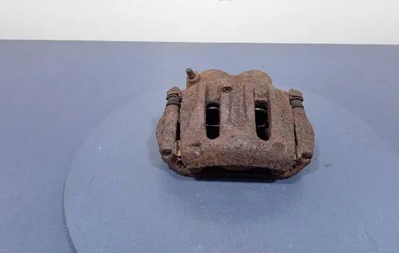 Mercedes-Benz Vito Viano W639 Front brake caliper 