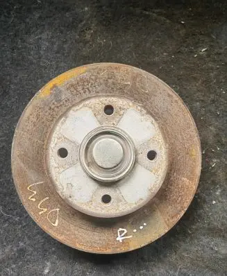 Citroen DS3 Rear wheel hub