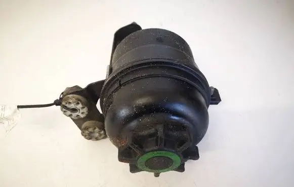 BMW 1 E81 E87 Power steering fluid tank/reservoir 32411097164