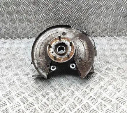 Jaguar XE Rear wheel hub GX635A970AE T2H3173