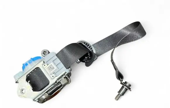 BMW 2 G42 Front seatbelt 3110699AD 158242220