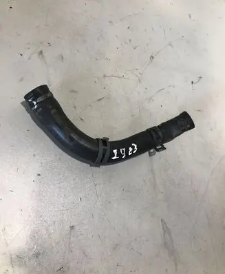 Volkswagen PASSAT B6 Engine coolant pipe/hose 3C0121058AR