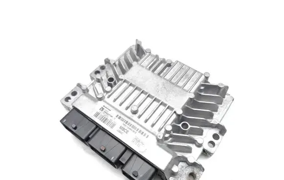 Ford Focus Engine control unit/module 7M5112A650BCE 5WS40778FT MBCE