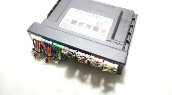 Opel Astra J Central body control module