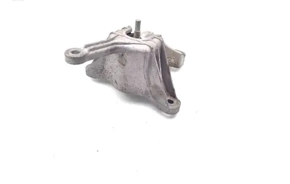 KIA Soul Engine mount bracket 2209059