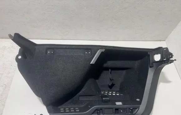 Skoda Octavia Mk4 Trunk/boot side trim panel 5E7867427A 5E7860274 5E7867825