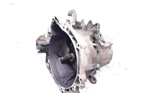 Manual 5 speed gearbox