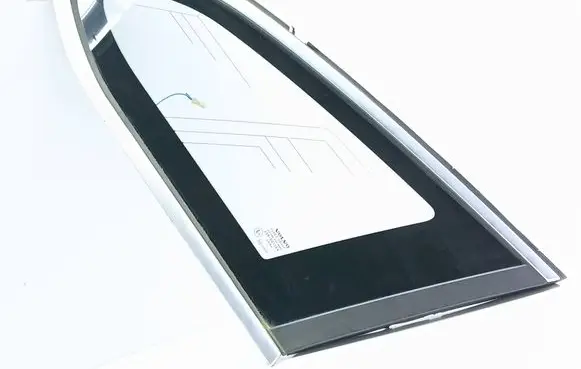 Volvo V60 Rear side window DOT459AS2M532 43R001564 E000001