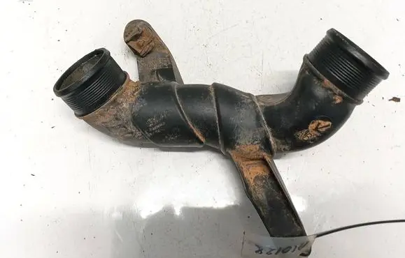 Audi Q3 8U Intercooler hose/pipe 5n0145762cd
