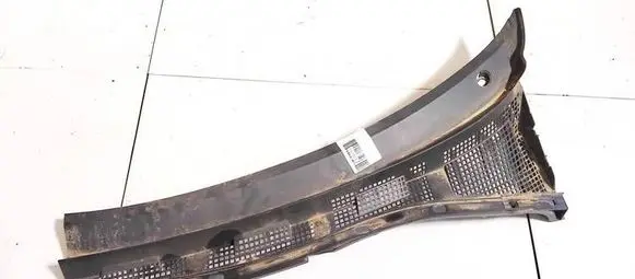 Mazda 3 I Wiper trim b32h507s1 k2443