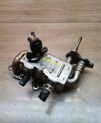 Toyota Yaris EGR valve cooler 2560133060B 13064190004