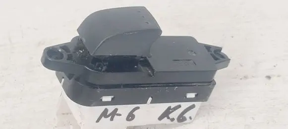 Mazda 6 Electric window control switch GP9F66380 519T