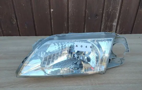 Mazda Premacy Headlight/headlamp CB08510L0D