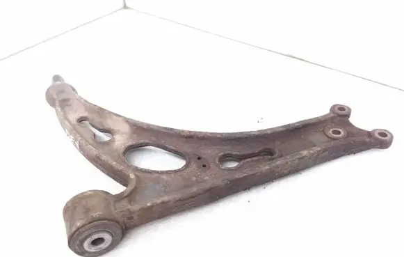 Skoda Octavia Mk2 (1Z) Front lower control arm/wishbone 1K0407153N