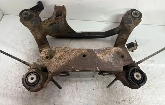 BMW X3 E83 Rear axle beam 3452189