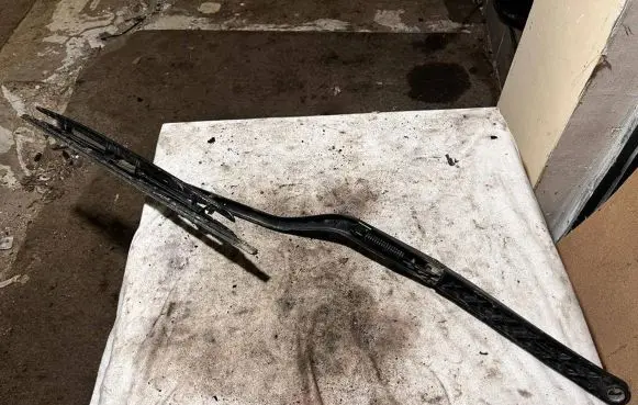 Peugeot 607 Windshield/front glass wiper blade 