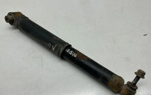 Renault Megane III Rear shock absorber/damper 562107002R