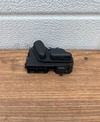 Mercedes-Benz C W203 Seat control switch 2108213751 03463820