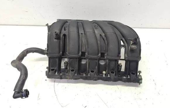 Volkswagen Jetta VI Intake manifold 07K133201K 07K133223J 07K133201