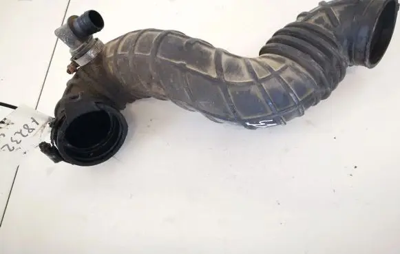 Audi A6 S6 C4 4A Air intake hose/pipe 4a0145747