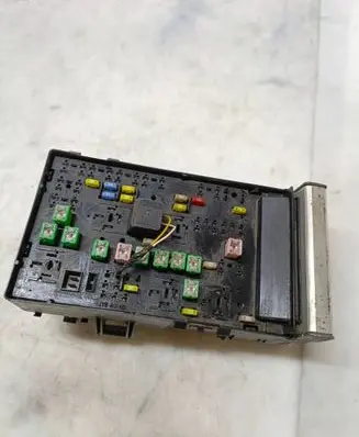 Chrysler Voyager Fuse module 05144579AC T156500948 16055