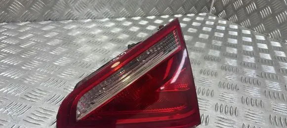 Audi A5 8T 8F Tailgate rear/tail lights 8T0945094