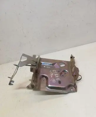 Nissan X-Trail T32 Battery tray