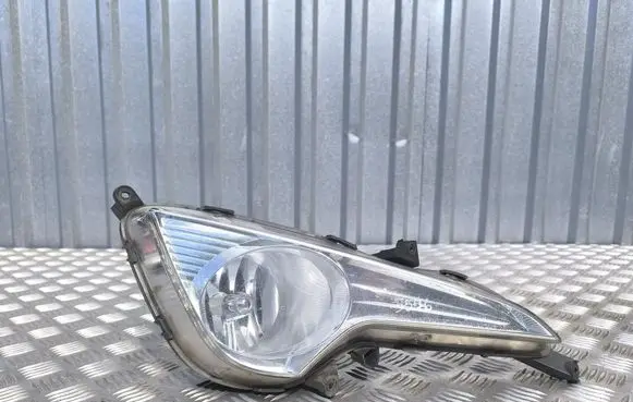 Hyundai i40 Front fog light 922023Z000