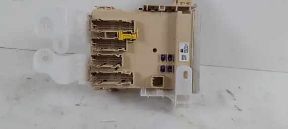 Toyota RAV 4 (XA40) BSM Control unit 8922142130