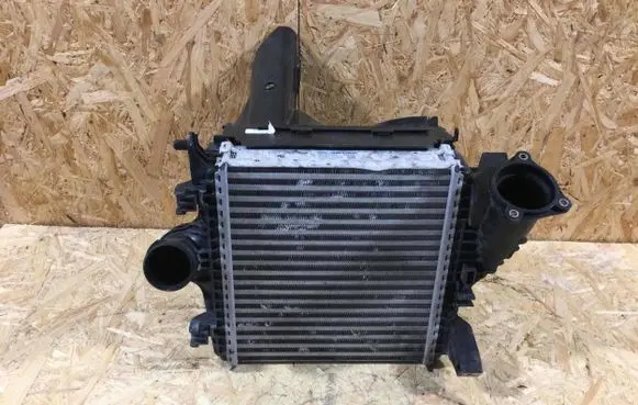 Porsche Cayenne (9Y0 9Y3) Intercooler radiator PAB145804B 9y0122356c 9y0117336ac