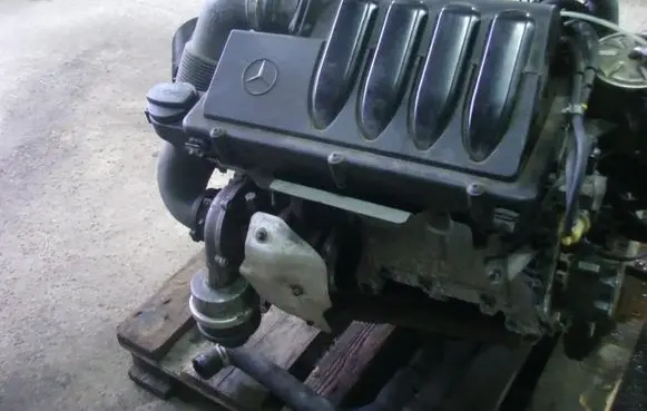 Mercedes-Benz A W169 Engine