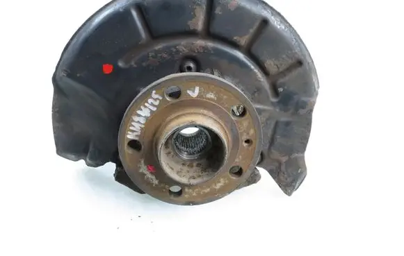 Skoda Fabia Mk2 (5J) Front wheel hub spindle knuckle