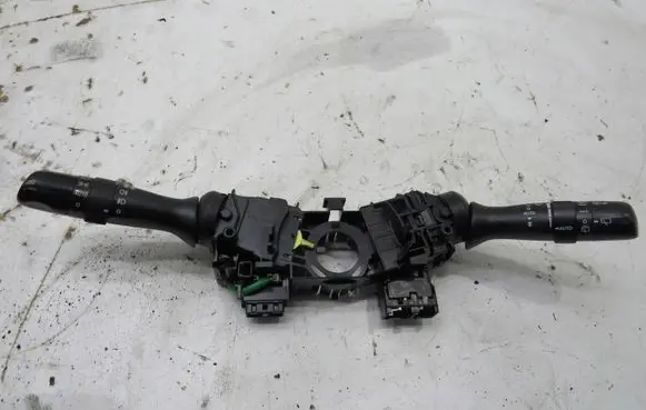 Toyota Avensis T270 Headlight wiper switch 1111