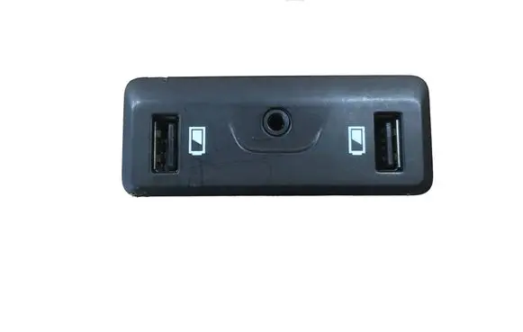 Renault Talisman AUX in-socket connector 280237588R DQ16Y97461