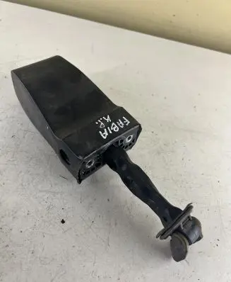 Skoda Fabia Mk2 (5J) Front door check strap stopper
